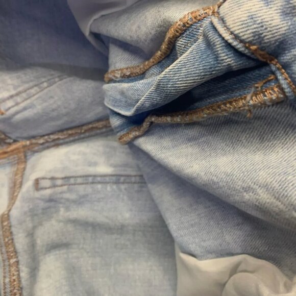 **American Eagle** Plus Size **Light Wash‎ Curvy High Rise Jeans Size 18 Stretch - Picture 6 of 7